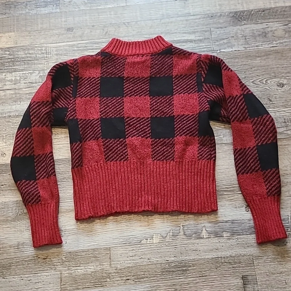 Poof New York Red Plaid Cropped Sweater - Picture 3 of 3